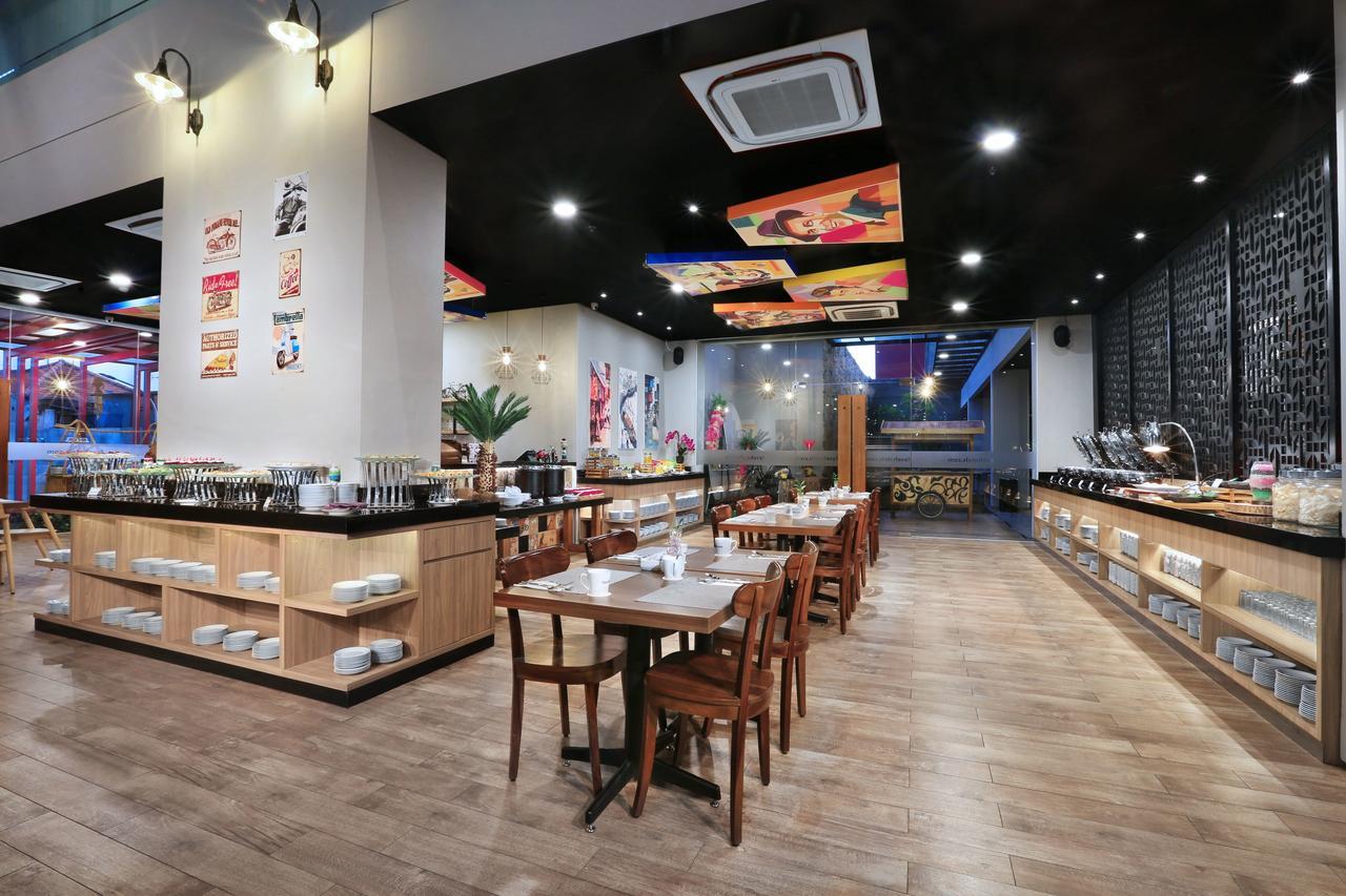 Favehotel Sidoarjo Exteriér fotografie